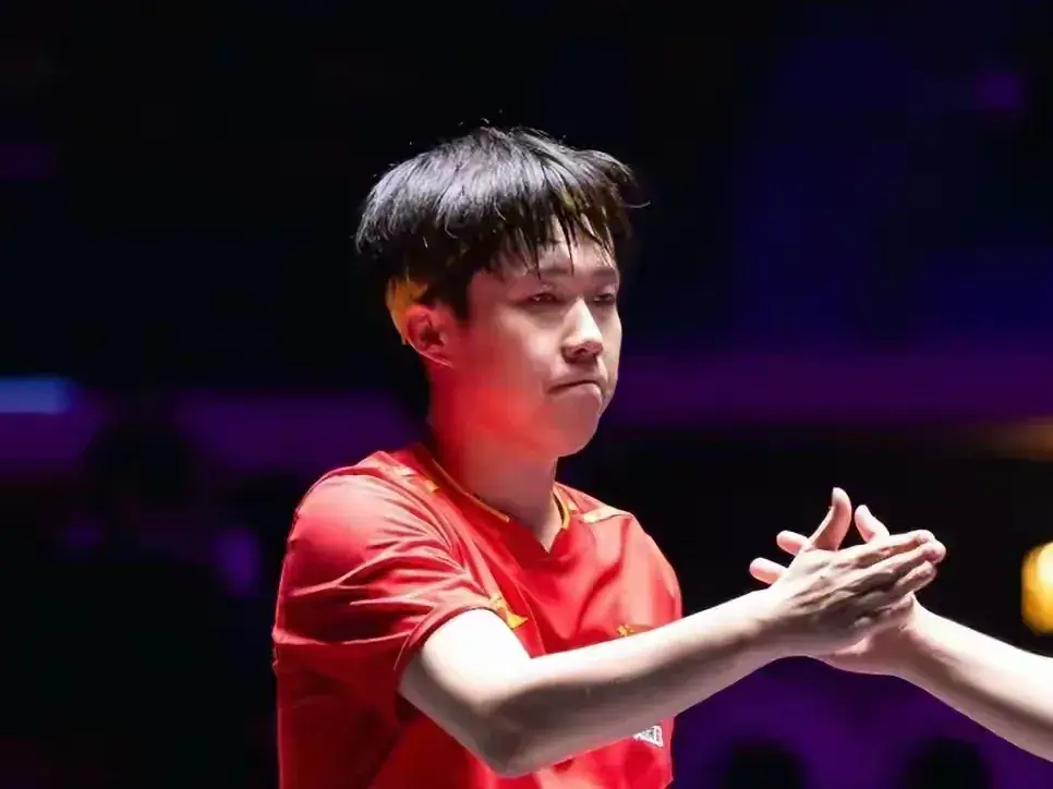 alt, 至关重要, 明确的时候 alt, 至关重要, 明确的时候